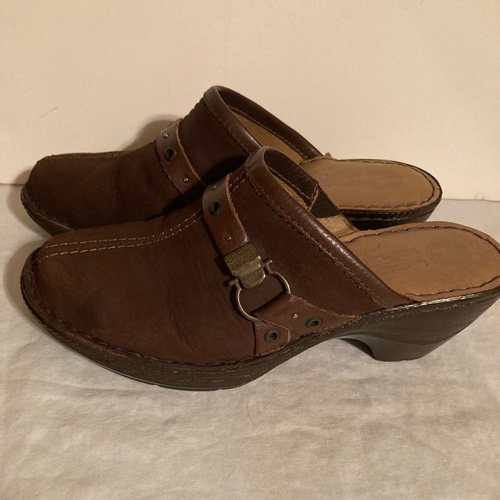 Lobo Solo brown leather clogs